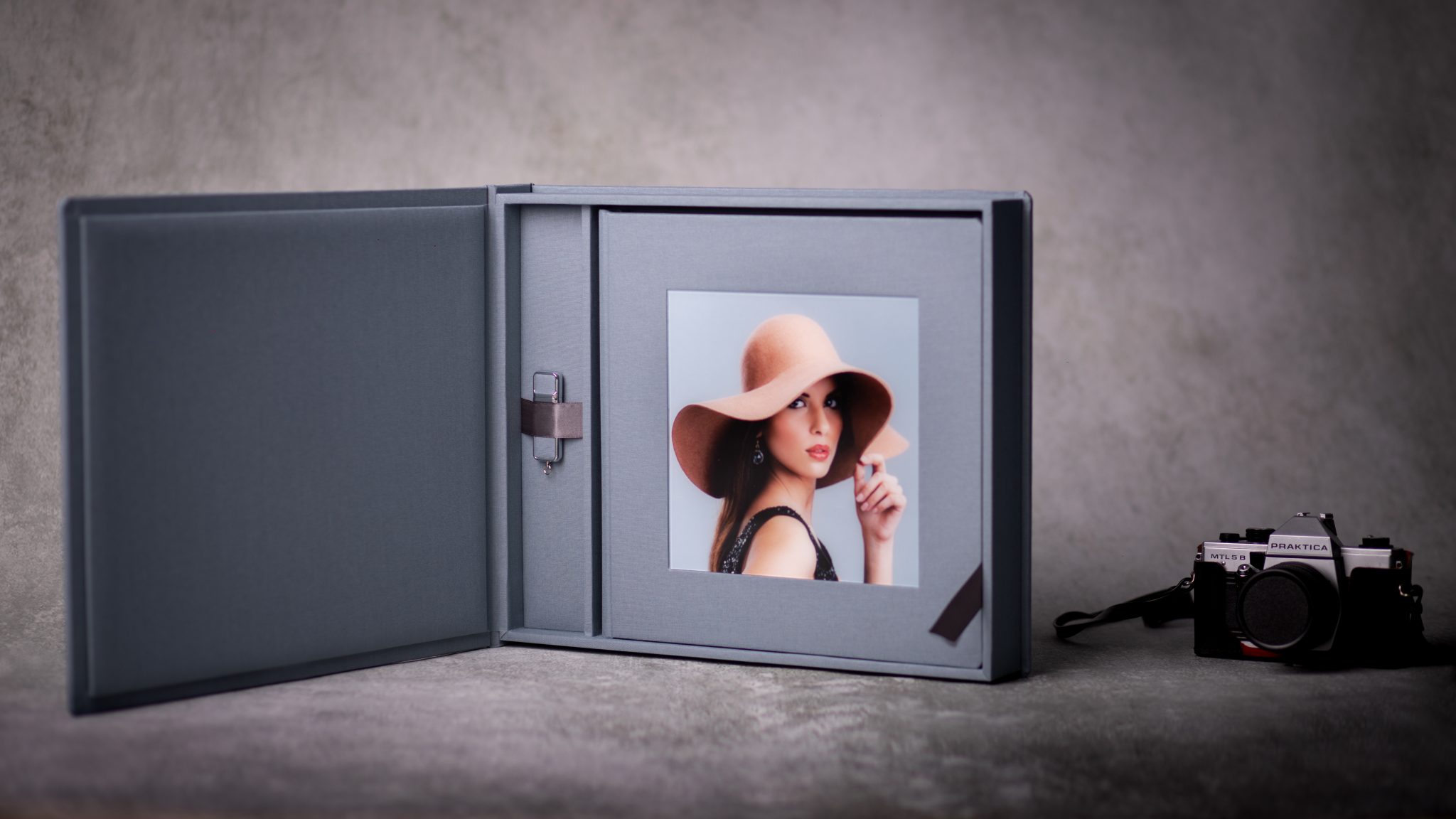 Fotoalbum w pudełku + Pendrive - 6621